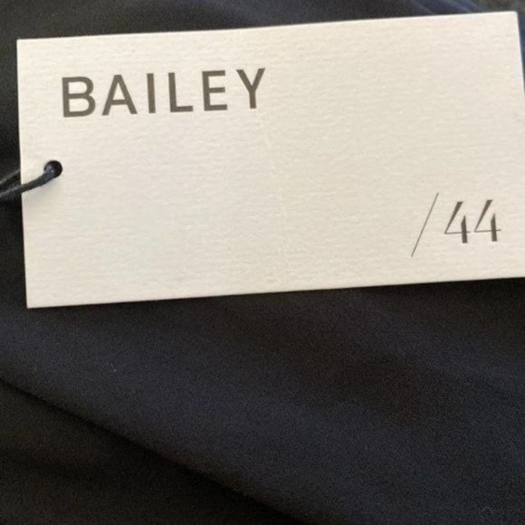 Bailey 44‎ Daikon Black Dress NWT Size Large Cold Shoulder - Picture 6 of 7